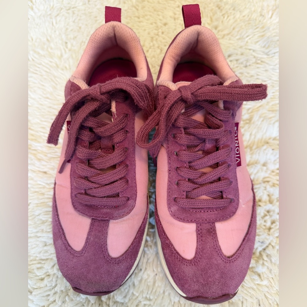 Vionic Sneakers mauve pink suede size 5 Breilyn